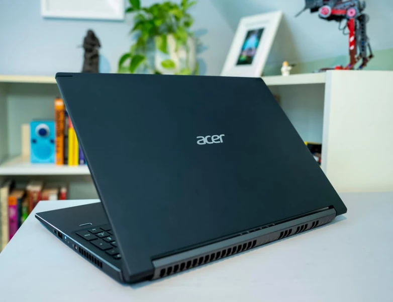 Acer Aspire 7